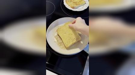 如何用玉米饼制作经典的法式吐司