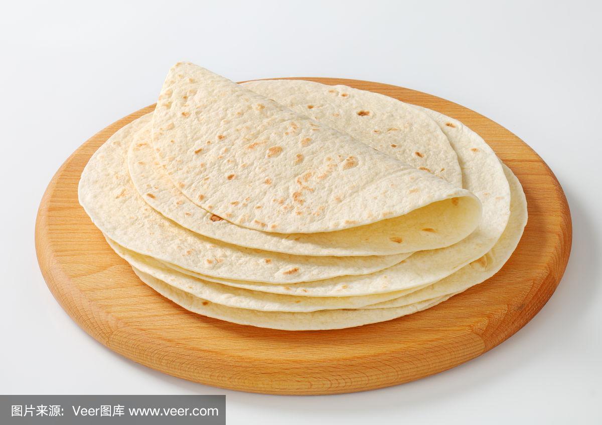 如何用墨西哥玉米饼制作简易便当