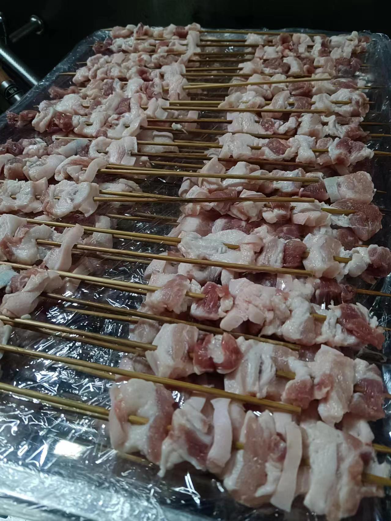 如何在户外烧烤中保持食材的新鲜