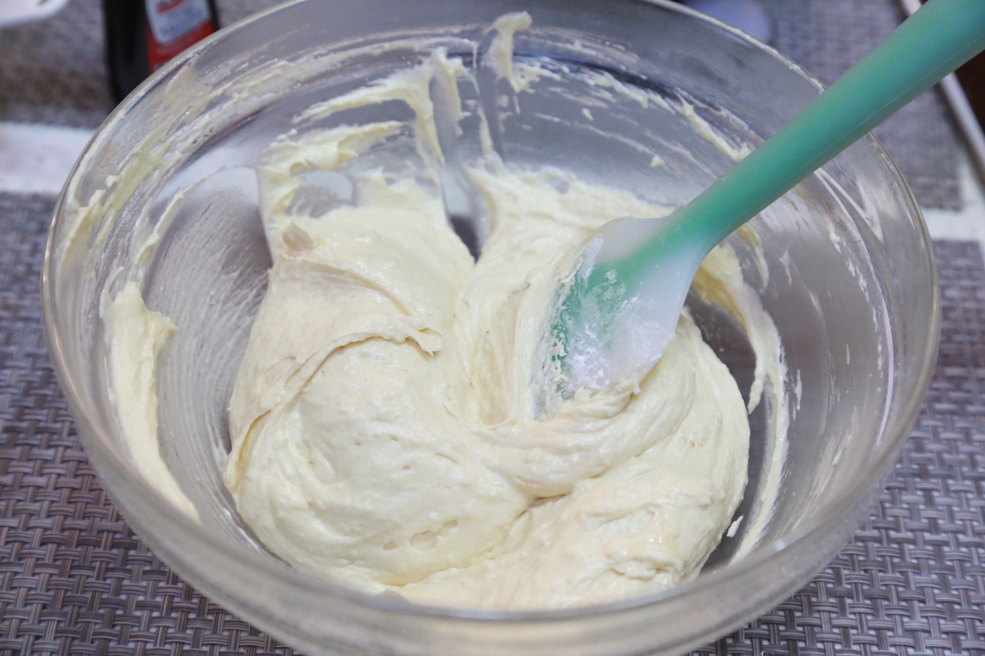 如何制作没有烤箱的法式香草乳酪蛋糕