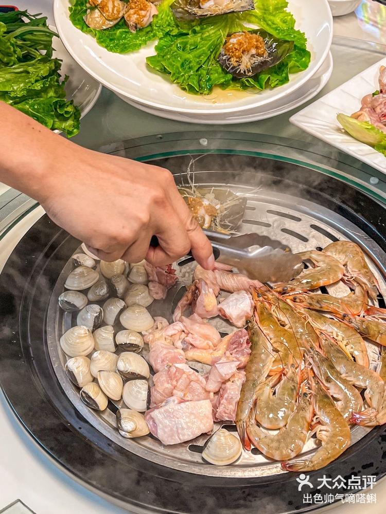 如何准备火锅中的海鲜粥